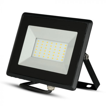 VT-4031 (215953) … LED reflektor, serie SMD, 30W, 4000K denní bílá, 2510lm, IP65, černé tělo (83 lm/W)
